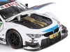 Машина "АВТОПАНОРАМА" BMW M4, белый, 1/24, свет, звук, в/к 24,5*12,5*10,5 см